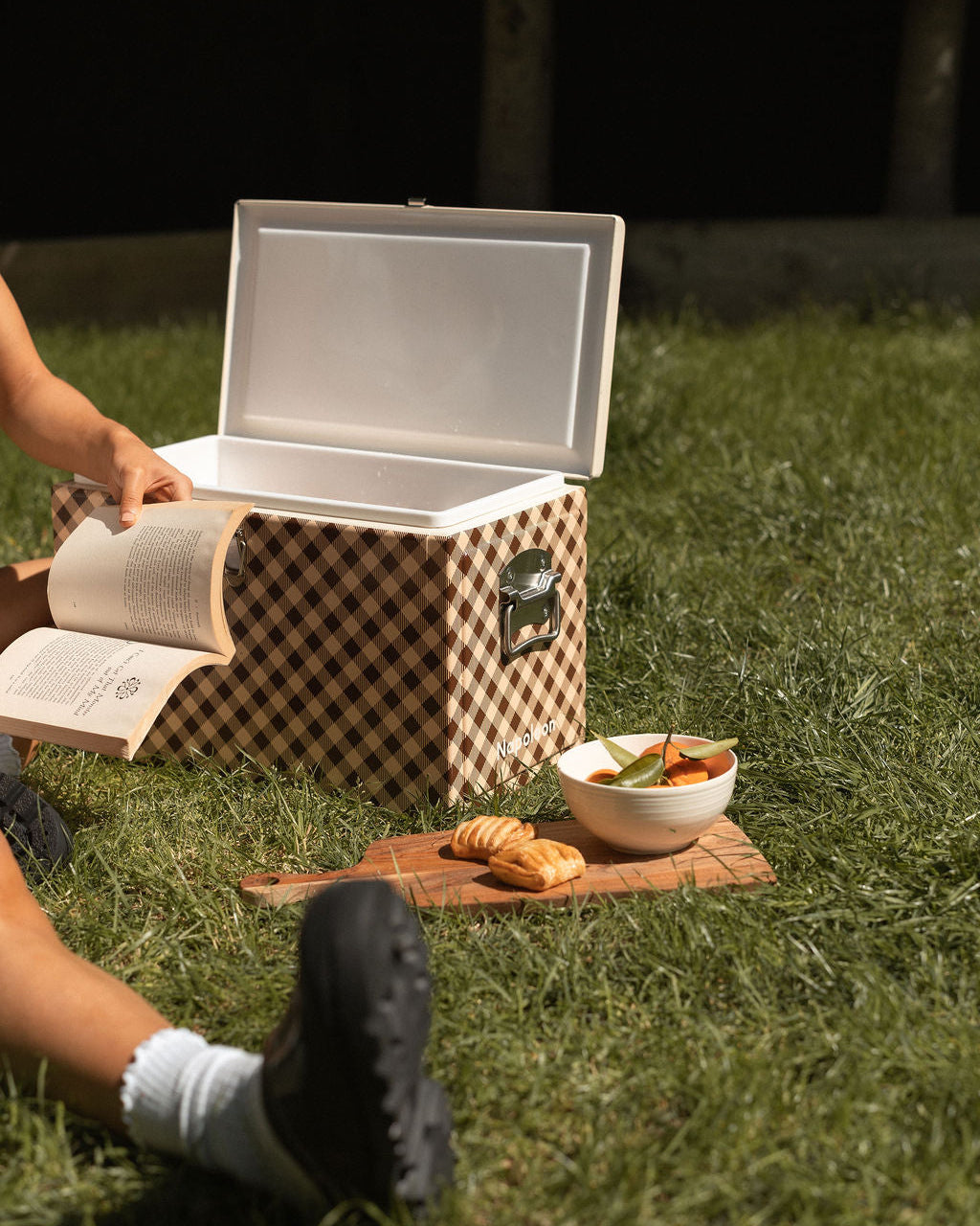 Chilly Bin - Caramel Gingham